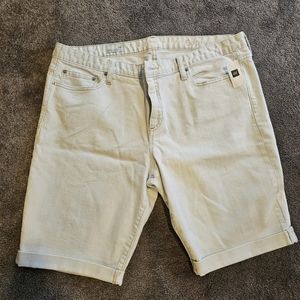 NWT gap skinny Bermuda shorts